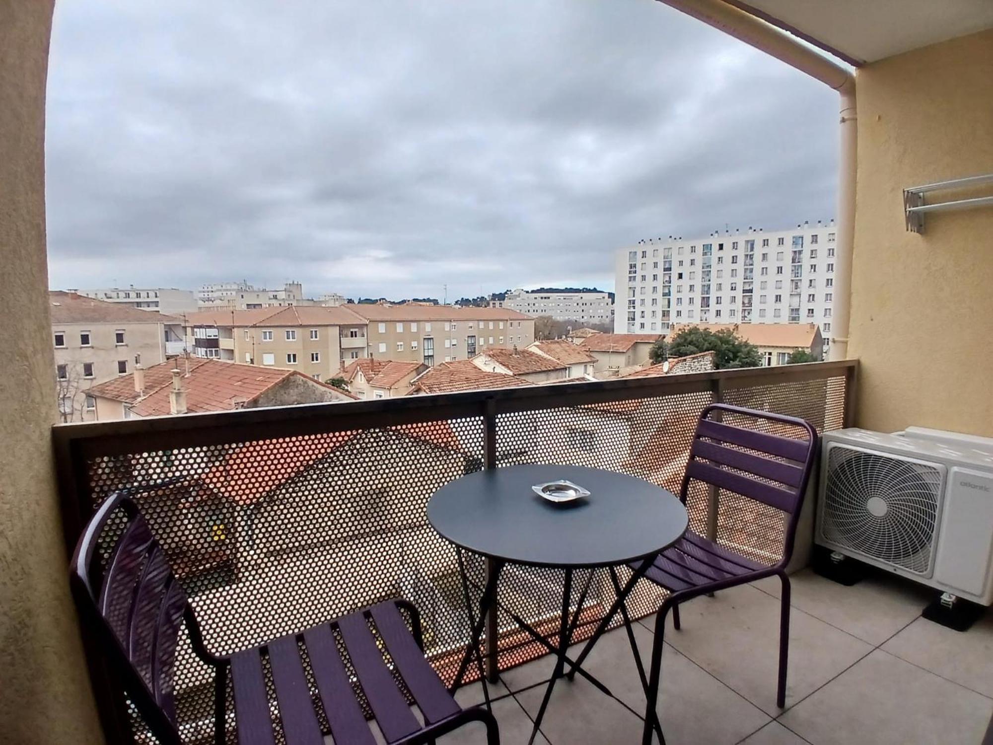 Studio Clim Parking Dhuoda Nîmes Esterno foto
